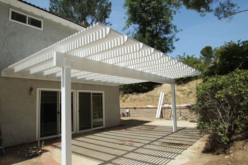 aluminum-patio-covers-001.JPG