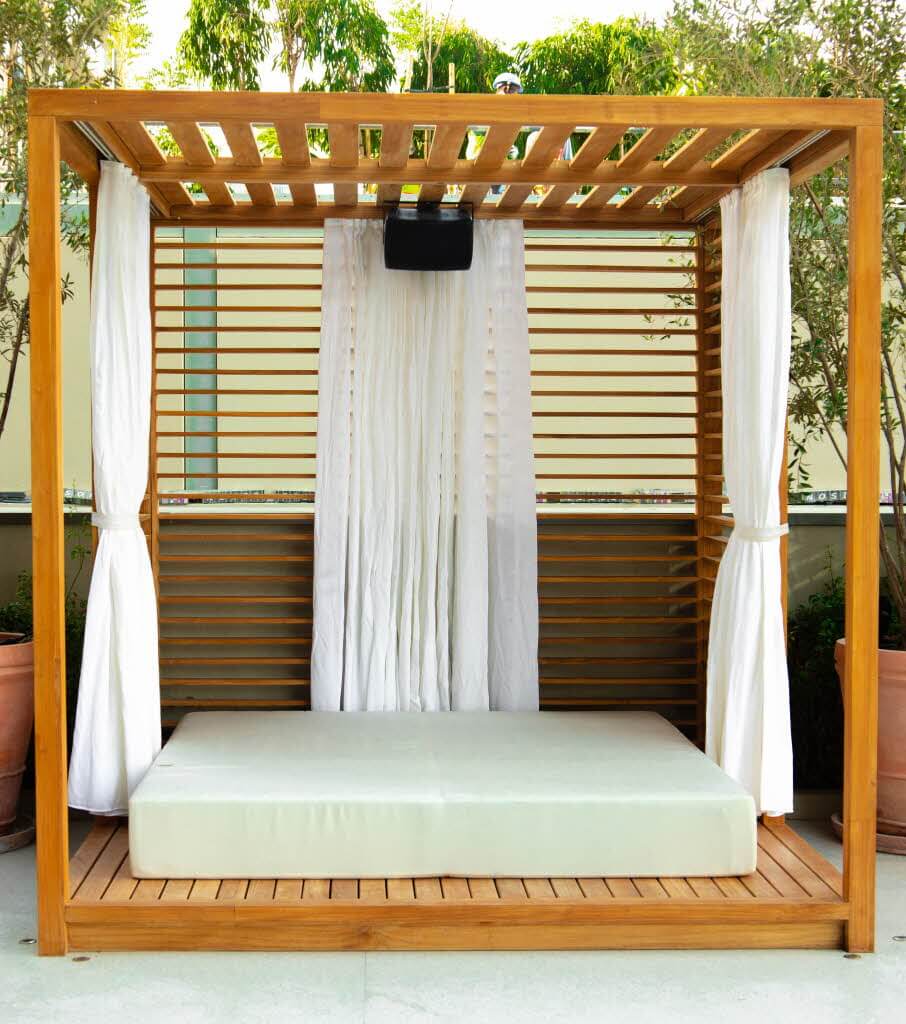 Cabanas (Pool Cabanas)